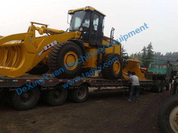 c鿴ԔϢ}Large loader transport xΔ1530